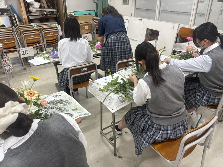 2026文化祭華道 (2)